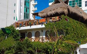 Hostel Natura 2*